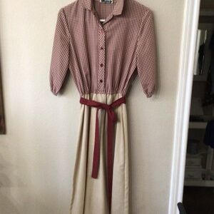 Vintage Melissa Lane dress. Size 8. Great condition.